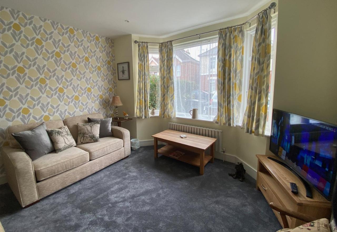 Charming 3 Bed House And Garden, Pet Friendly Villa Bournemouth Luaran gambar